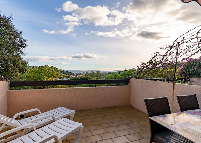 Cala Nova アパート *