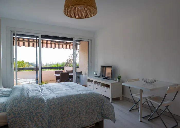 Cala Nova Bormes-les-Mimosas